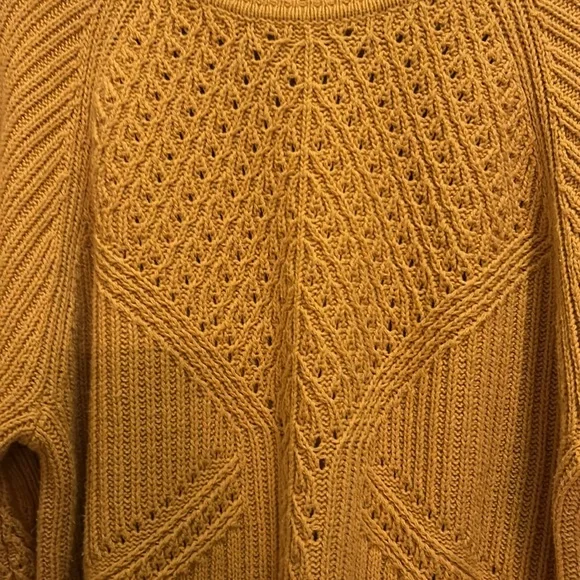 Coldwater Creek Fall yellow cable knit sweater Large - Picture 3 of 5